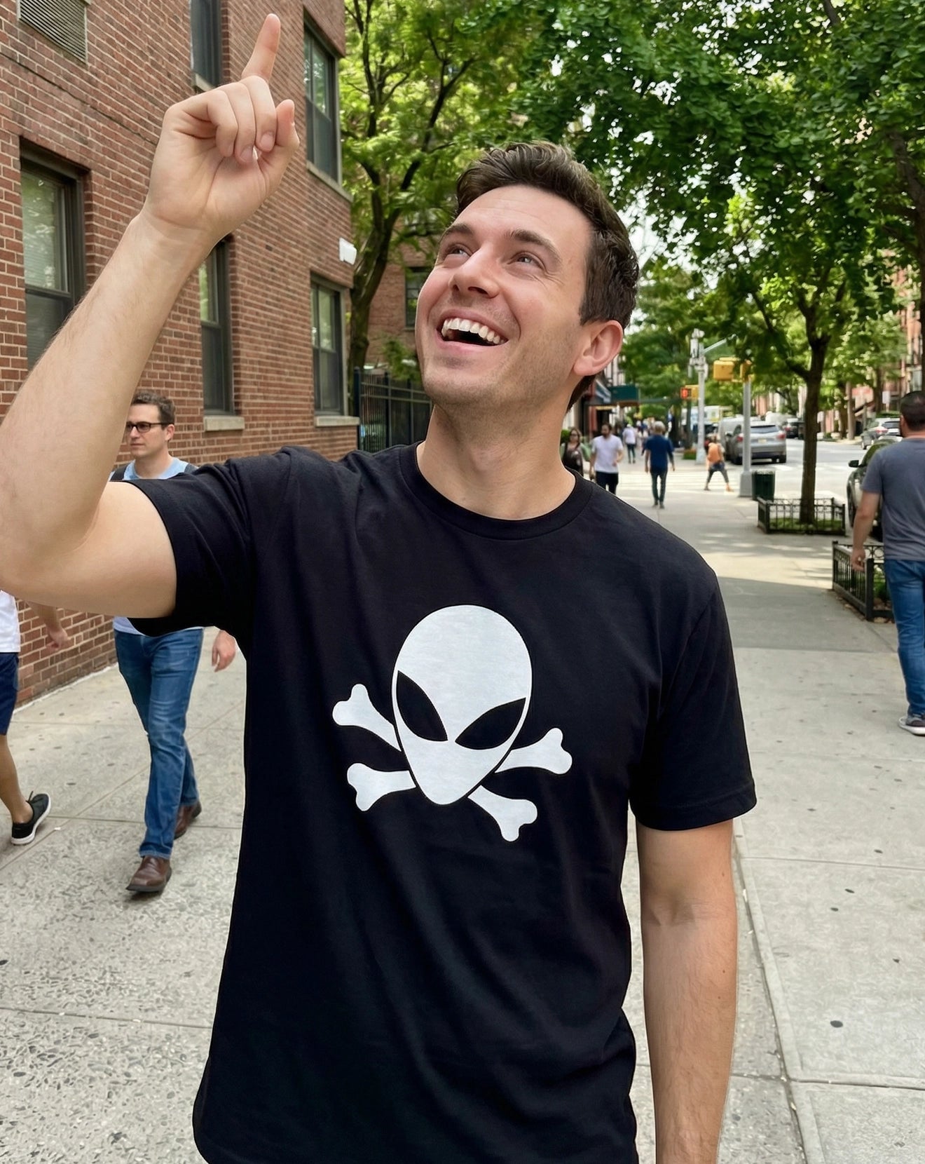 Alienology - Alien Skull Tee